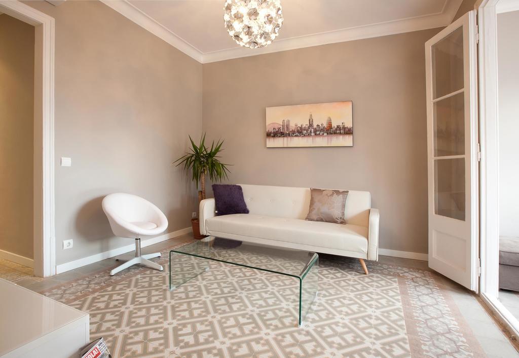 Enjoy Apartments Sofia Барселона Стая снимка