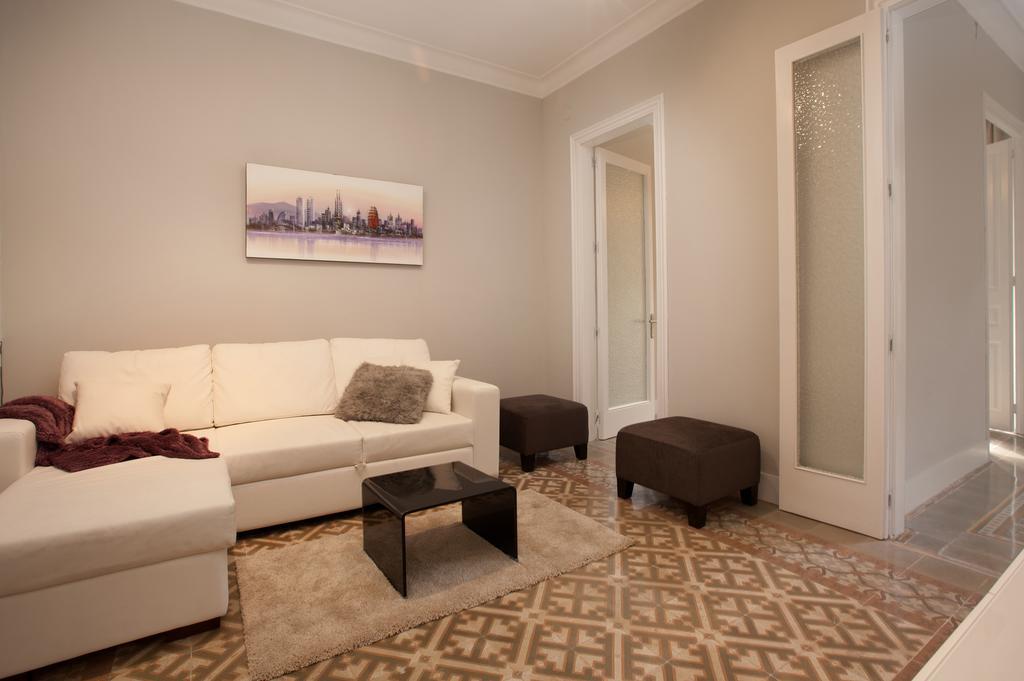 Enjoy Apartments Sofia Барселона Стая снимка