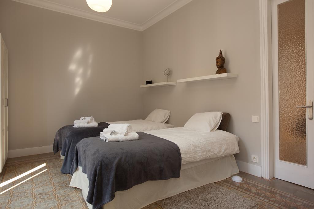 Enjoy Apartments Sofia Барселона Стая снимка