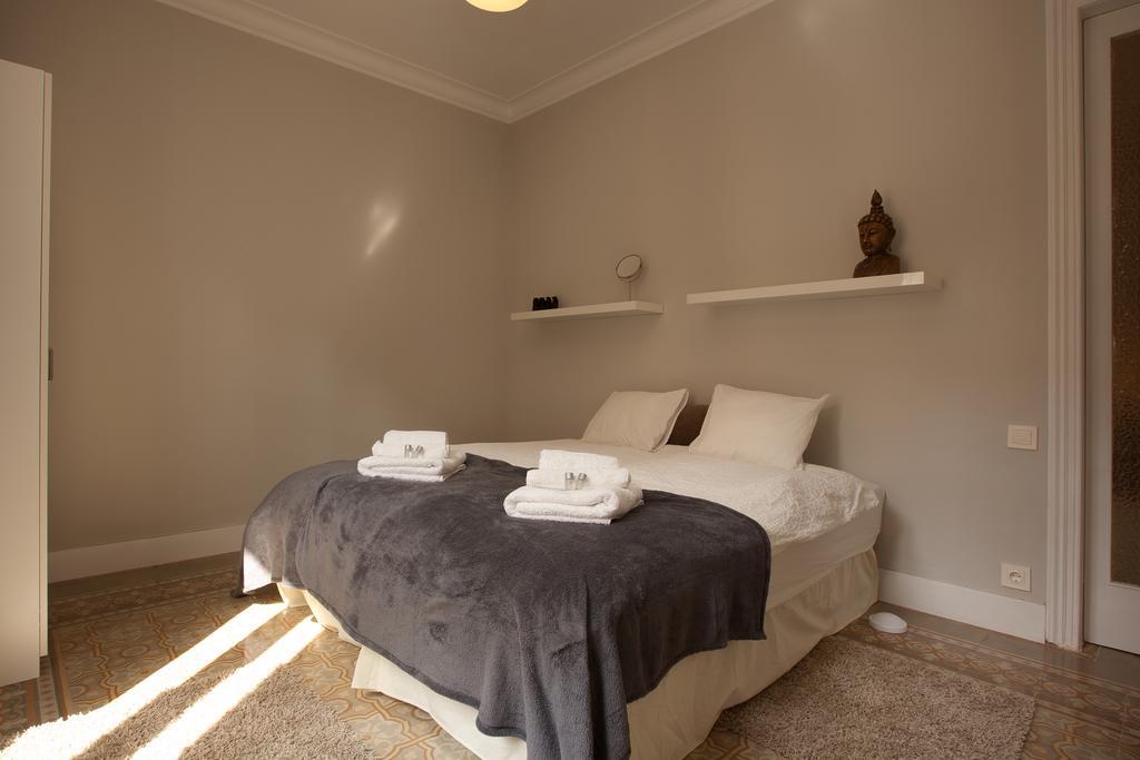 Enjoy Apartments Sofia Барселона Стая снимка
