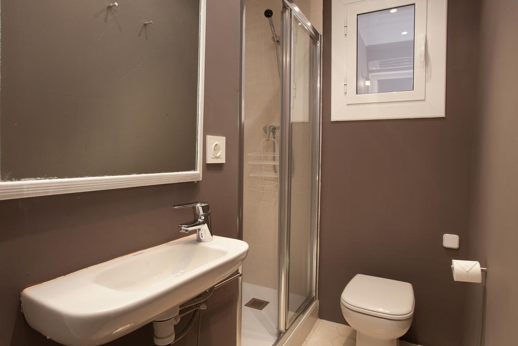 Enjoy Apartments Sofia Барселона Стая снимка