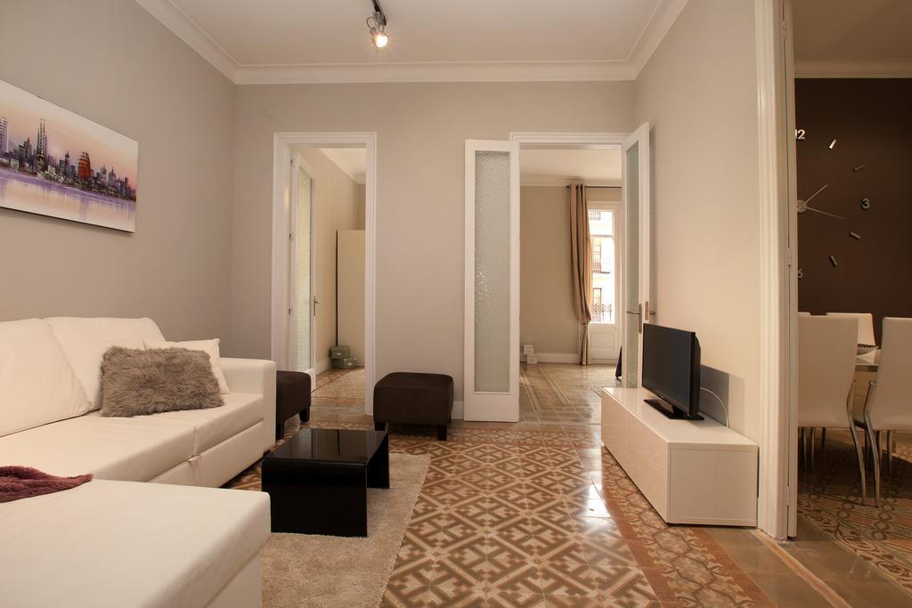Enjoy Apartments Sofia Барселона Стая снимка