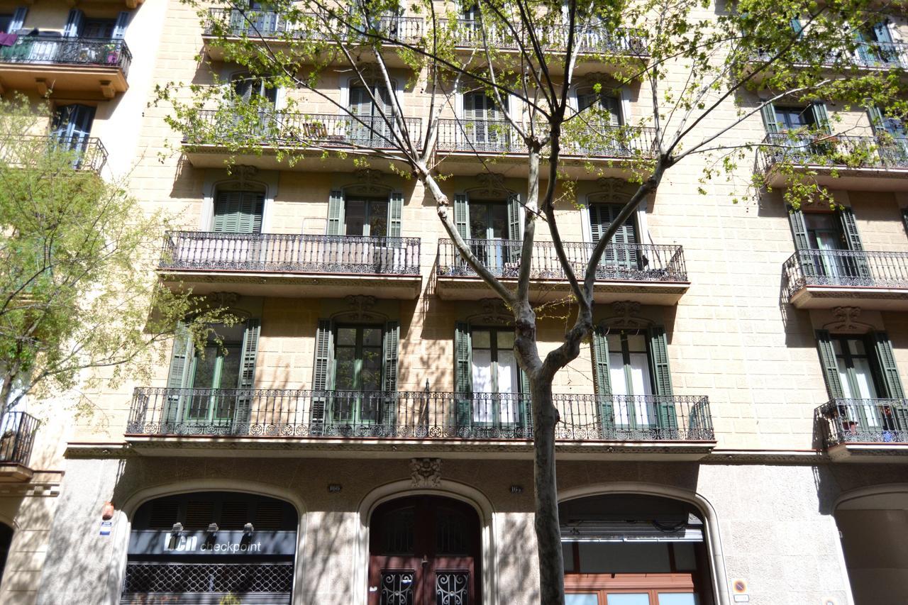 Enjoy Apartments Sofia Барселона Екстериор снимка